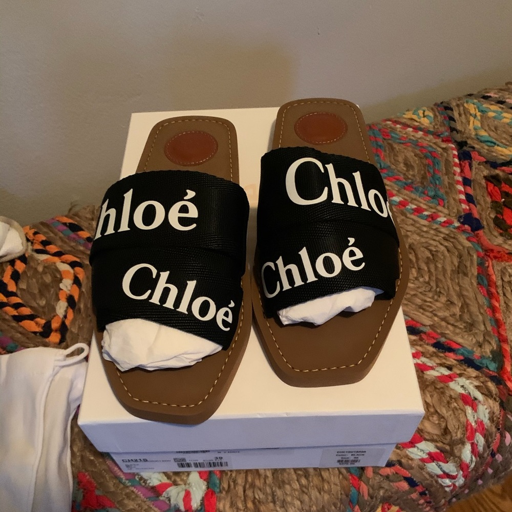 Brand New Blk /Wht Woody Flat Logo Slide Sandals